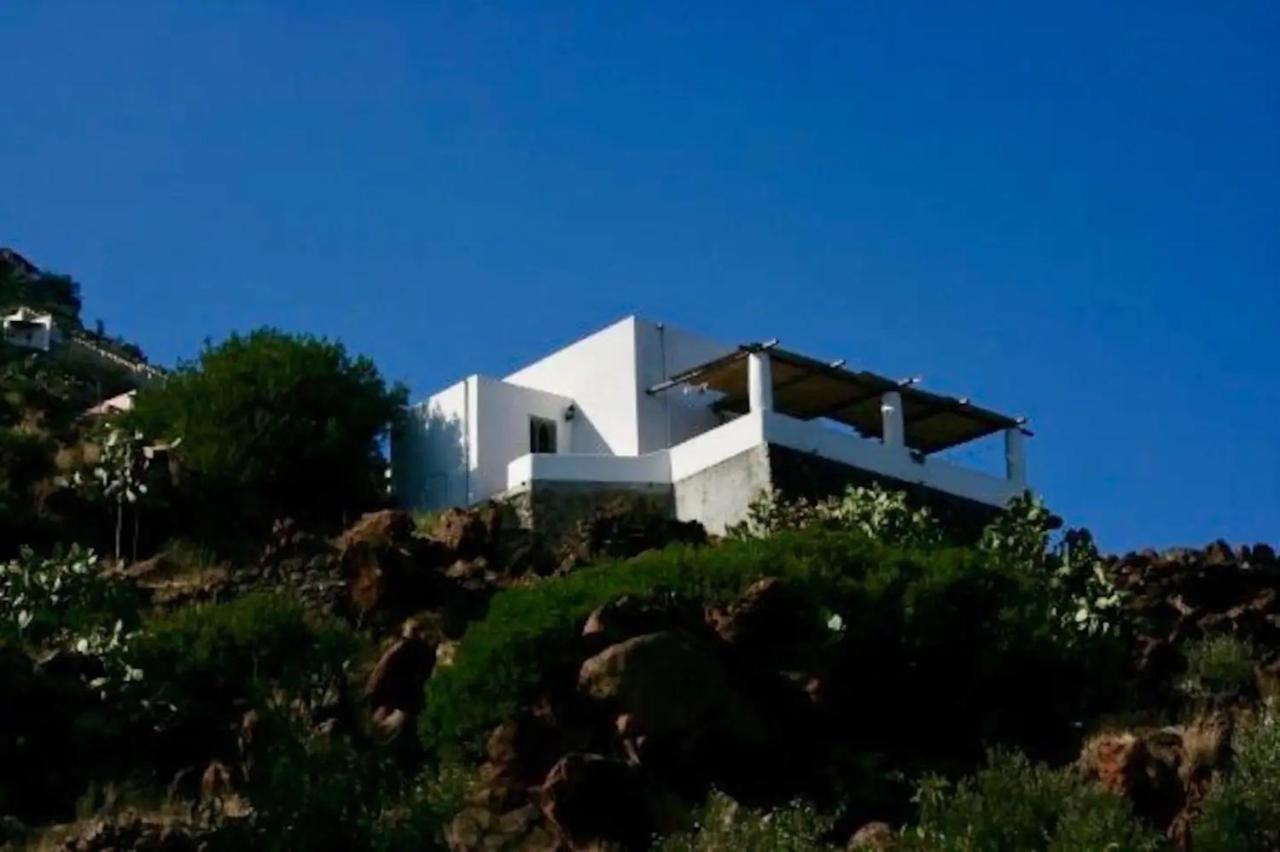 The House Of The Rock Villa Alicudi Exterior foto